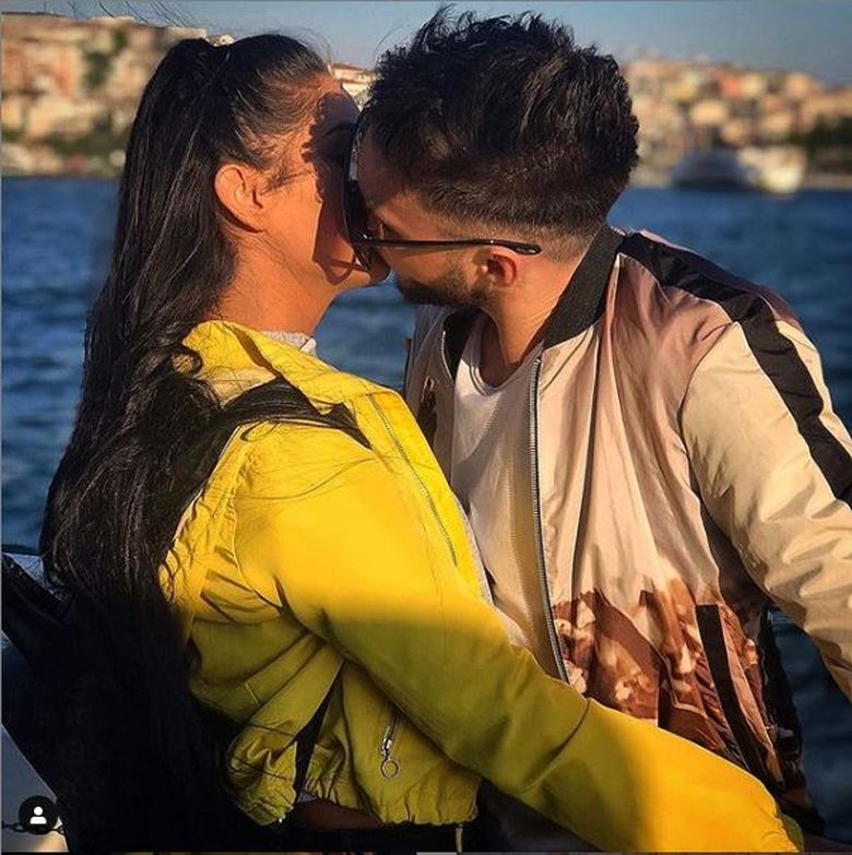 Toată lumea ştie cum arată Simina Loica, dar uite cât de sexy şi frumoasă este fosta iubită a lui Zănoagă! E superbă! FOTO!