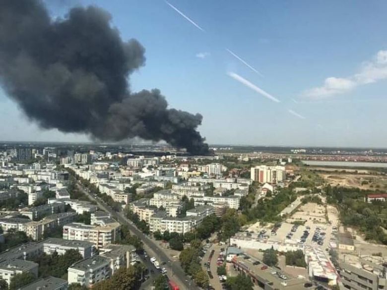 ANM, anunț de ULTIMA ORĂ după incendiul din Băneasa!  C&acirc;t de toxic este norul negru