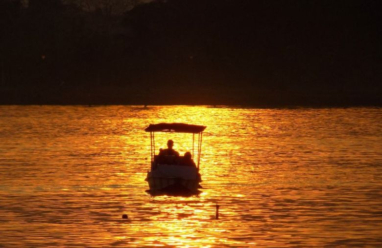 Mâine se reîntoarce vara. Căldură mare în plină toamnă