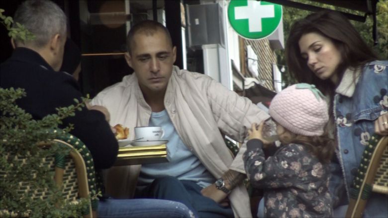Alice, soția lui Vladimir Drăghia, și frumoasă, și mamă grijulie! Ce imagini de familie superbe! Alice, soția lui Vladimir Drăghia, și frumoasă, și mamă grijulie! Ce imagini de familie superbe!