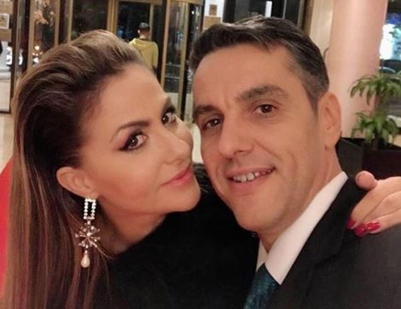 Cristi Brancu a dat vestea în direct! El și Oana Turcu sunt în al nouălea cer: „Este o minune” Cristi Brancu a dat vestea în direct! El și Oana Turcu sunt în al nouălea cer: „Este o minune”