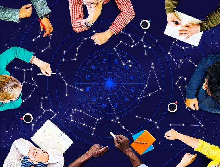 Horoscop Zilnic Horoscopul Zilei De 8 Noiembrie 2019 Cancan Ro