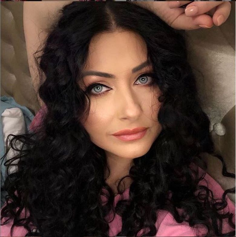 Gabriela Cristea, complet nemachiată! Aşa arată vedeta, naturală, la v&acirc;rsta de 45 de ani!