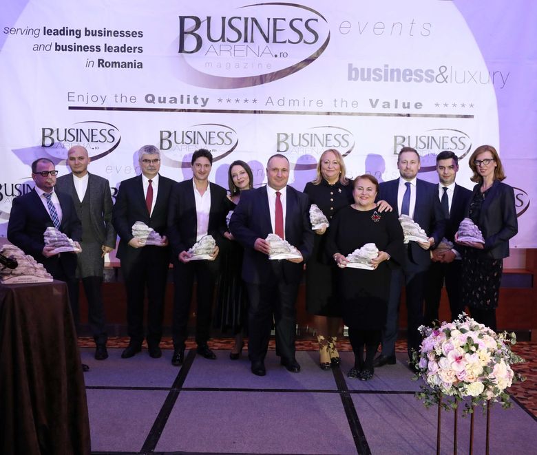 Ugur Yesil, CEO KANAL D (centru), alaturi de ceilalti premianti ai Galei. Ugur Yesil, CEO si Executive Board Member Kanal D, a fost desemnat CEO-ul anului in cadrul Galei Business Arena Awards for Excellence 2019