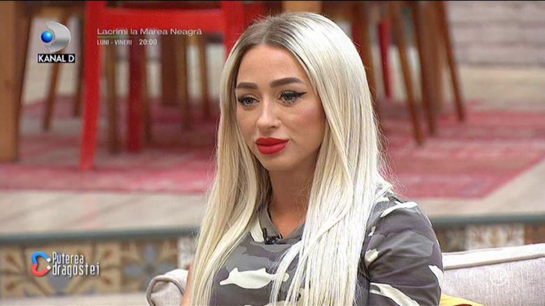Ligi de la Puterea dragostei, imagine de infarct în oglindă! Cum s-a pozat fosta concurentă Ligi de la Puterea dragostei, imagine de infarct în oglindă! Cum s-a pozat fosta concurentă