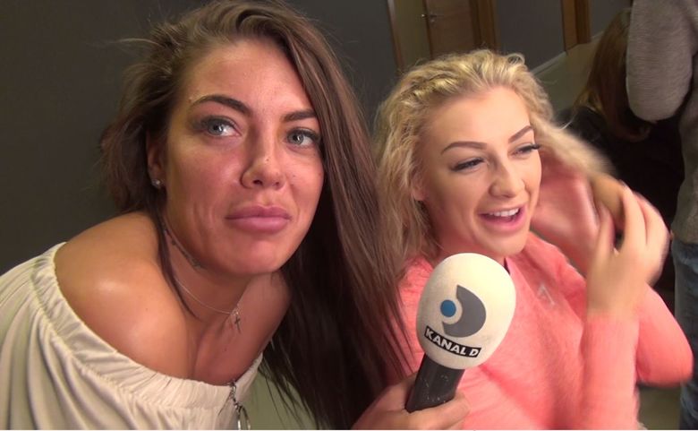 Moment amuzant în culisele Puterea Dragostei! Roxana si Denisa vorbesc despre iubiții lor! Primele declarații despre Turcu ”Nu cred că o să reziste aici” VIDEO EXCLUSIV Moment amuzant în culisele Puterea Dragostei! Roxana si Denisa vorbesc despre iubiții lor! Primele declarații despre Turcu ”Nu cred că o să reziste aici” VIDEO EXCLUSIV