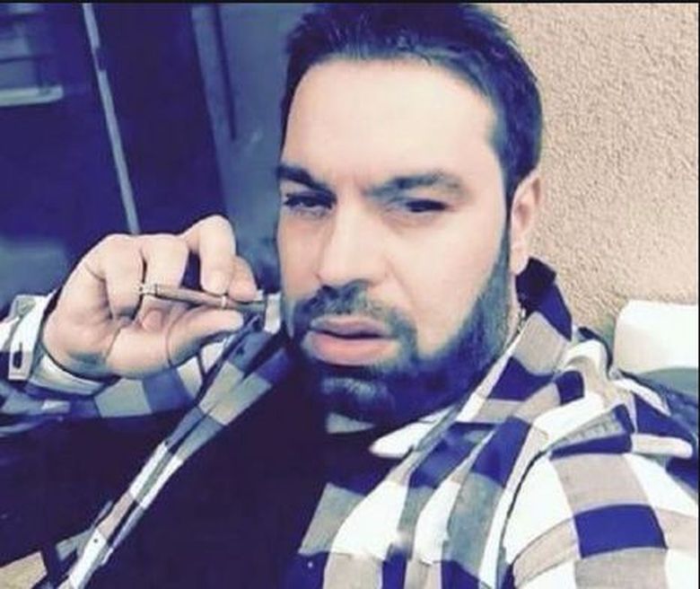Florin Salam şi Nicolae Guţă s-au ameninţat şi s-au înjurat! Au intervenit şi interlopii şi a ieşit un scandal monstru! Florin Salam şi Nicolae Guţă s-au ameninţat şi s-au înjurat! Au intervenit şi interlopii şi a ieşit un scandal monstru!