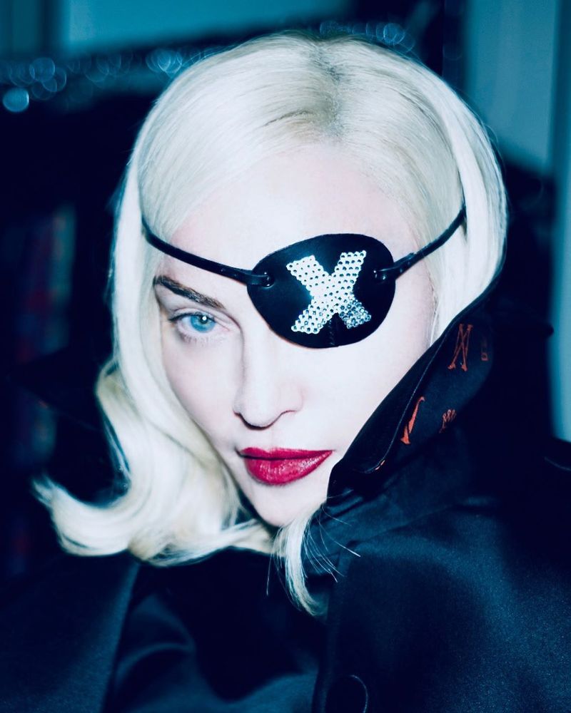 Madonna, plină de nervi din cauza celor de la London Palladium. &bdquo;Cenzură. A naibii cenzură...&rdquo; 