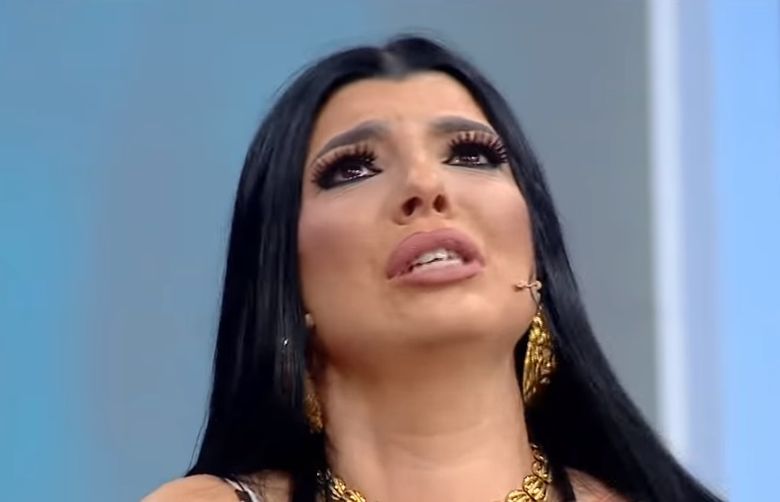 Andreea Tonciu, în lacrimi la „Bravo, ai Stil! Celebrities”, după ce fetița ei a văzut-o la tv: „Mami, de ce fata aia rea te face ciocănitoare?” Andreea Tonciu, în lacrimi la „Bravo, ai Stil! Celebrities”, după ce fetița ei a văzut-o la tv: „Mami, de ce fata aia rea te face ciocănitoare?”