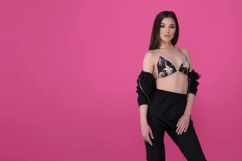 Theo Rose, supărată FOC la „Bravo, ai stil! Celebrities”. „Eu te-am luat de român ce ești?!”