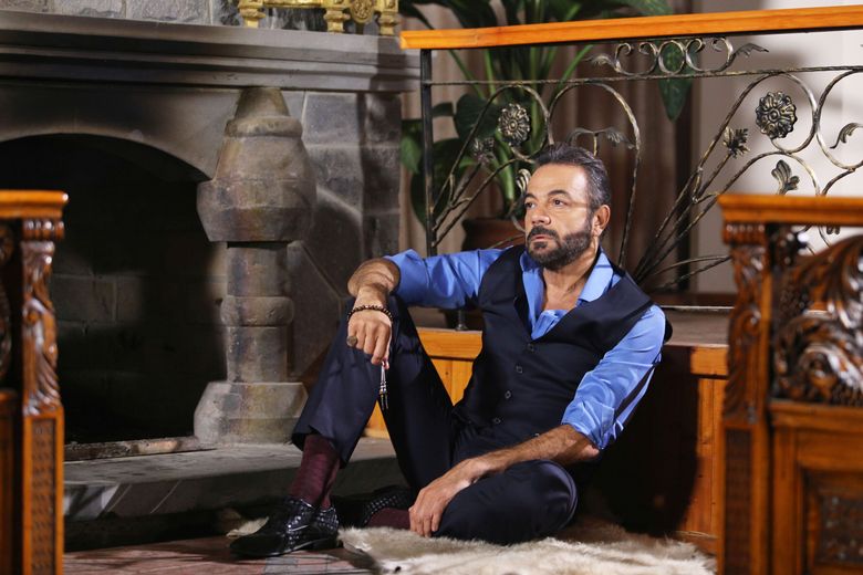 Kerem Alıșık, Fekeli din „Ma numesc Zuleyha”- celebru de mic