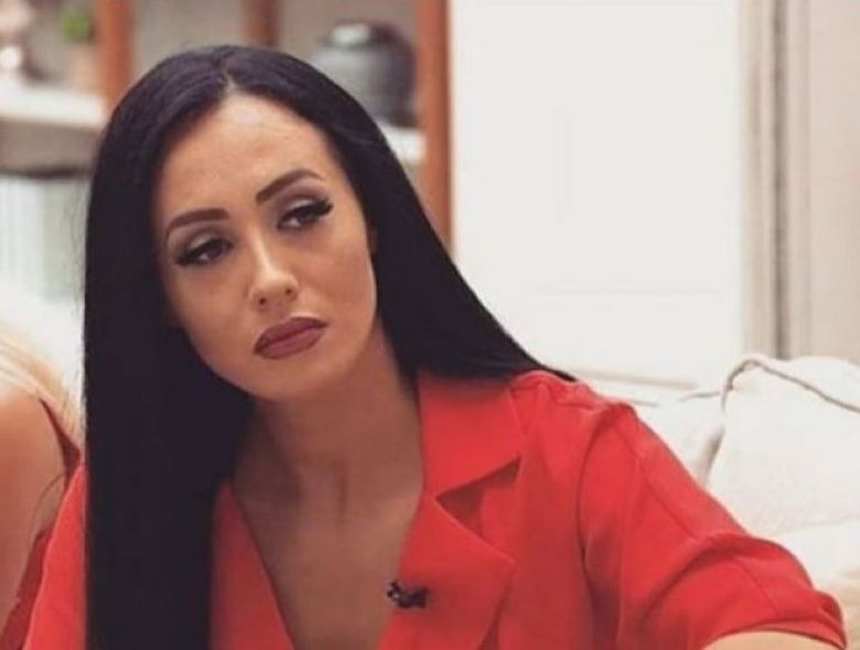 Ella de la “Puterea Dragostei”, pe patul unei clinici! Ce probleme delicate are tânăra?