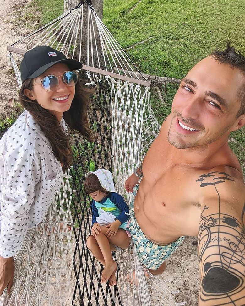 Familia lui Vladimir Drăghia are un nou membru: „E adoptat, dar sunt sigur că așa zice și el despre noi” Familia lui Vladimir Drăghia are un nou membru: „E adoptat, dar sunt sigur că așa zice și el despre noi”