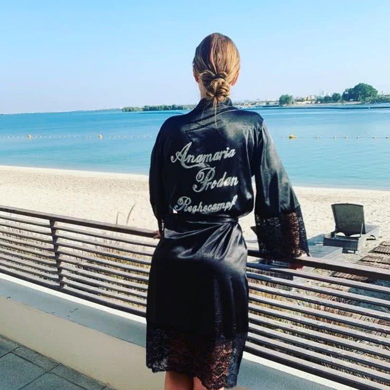 Anamaria Prodan, apariție șocantă în piscina din Dubai! Cum poate impresara să facă sport în plină pandemie de coronavirus