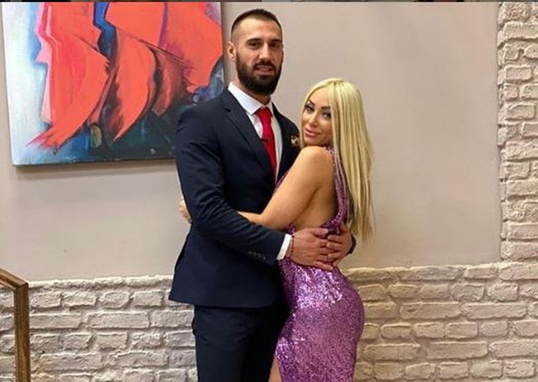 Roxana şi Marius de la Puterea Dragostei, altercaţie halucinantă! Vezi ce s-a întâmplat! Roxana şi Marius de la Puterea Dragostei, altercaţie halucinantă! Vezi ce s-a întâmplat!