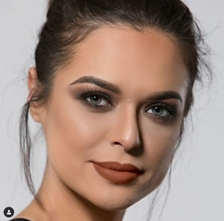 raluca lazarut a nascut