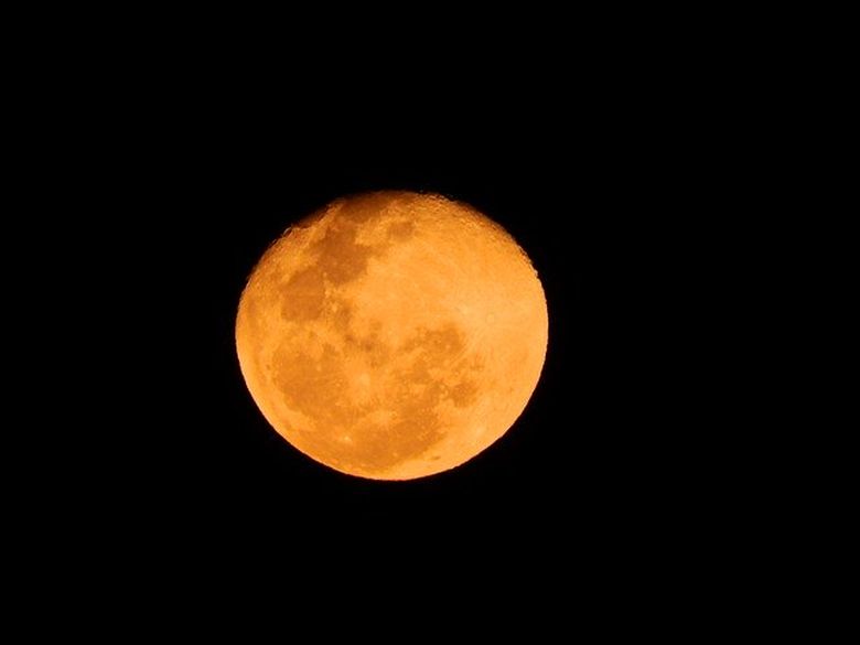 Luna-Căpșună- cum-afectează-zodiile-Fenomenul-de-Lună-Roz Luna-Căpșună- cum-afectează-zodiile-Fenomenul-de-Lună-Roz