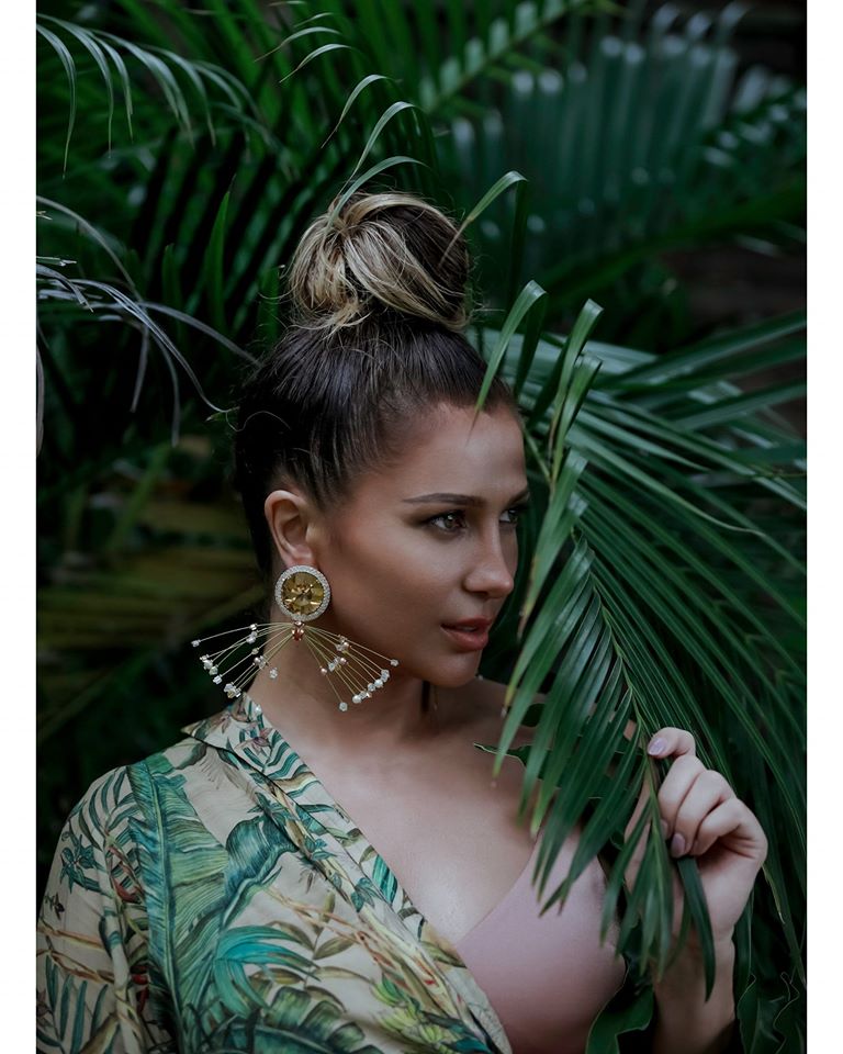 Lora-blocata-in-Bali
