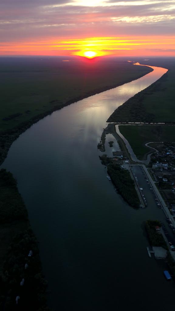 raiul deltei dunarii, sfantu gheorghe delta dunarii, sfantu gheorghe, roventura kanal d, andreea stravoiu