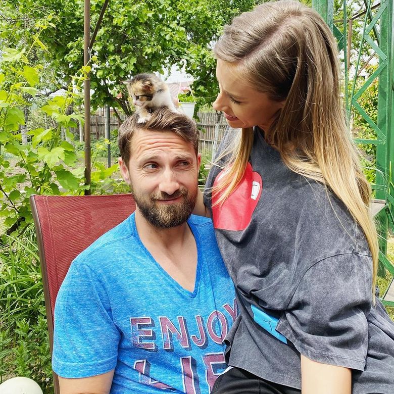 Dani Oțil și Gabriela Prisăcariu s-au căsătorit &icirc;n secret? Cum s-a dat de gol prezentatorul TV
