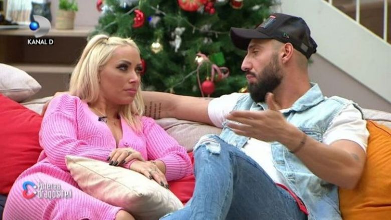 Marius si Andreea Pirui, in ipostaze intime in emisiune? Incredibil unde isi tinea mana Marius si Andreea Pirui, in ipostaze intime in emisiune? Incredibil unde isi tinea mana