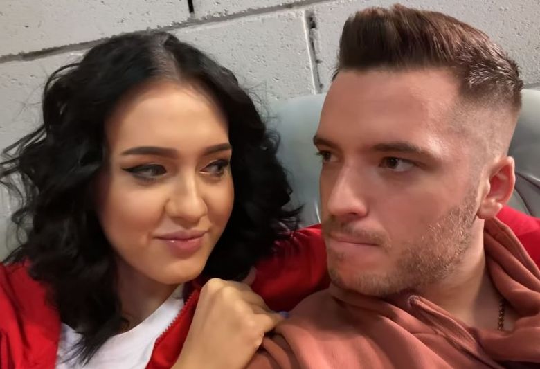 Vloggerul Denis Petcu aruncă bomba: ”Livian a lovit-o pe Bianca cu pumnul”! Informația provine de la o fostă concurentă la Puterea Dragostei