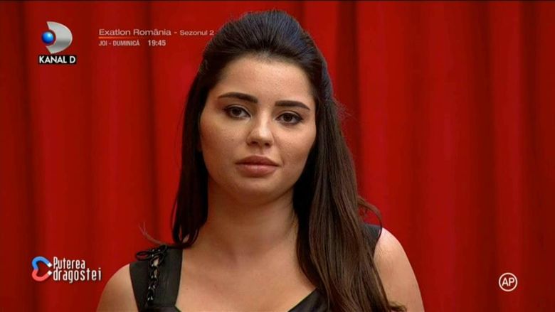 Război între Bianca şi Rafaela! Fosta concurentă de la Exatlon a luat foc: „Joacă-te cu păpuşile, mai ai de crescut!” Război între Bianca şi Rafaela! Fosta concurentă de la Exatlon a luat foc: „Joacă-te cu păpuşile, mai ai de crescut!”