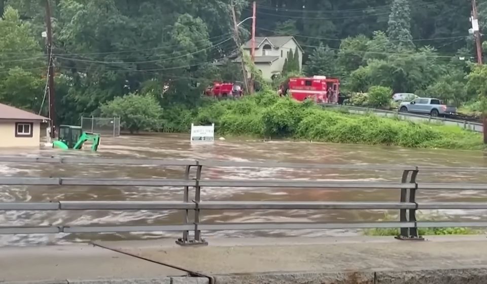 inundatii sua, vreme extrema, ploi torentiale
