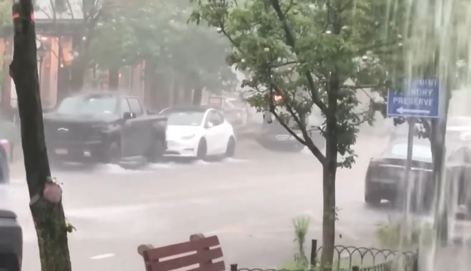 inundatii sua, vreme extrema, ploi torentiale