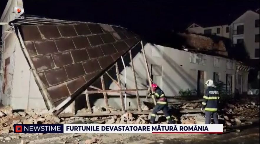 furtuna romania, dezastru, acoperisuri luate, vijelie 