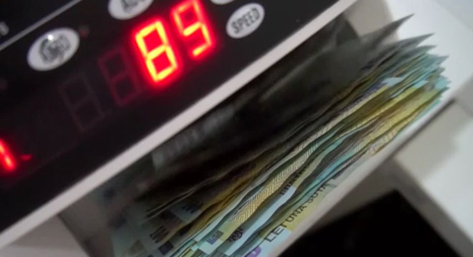 masuri fiscale, guvernanti, pensii