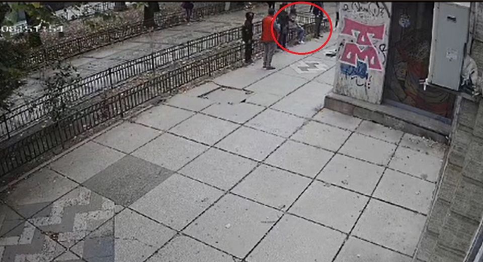 femeie etaj 5 bucuresti 