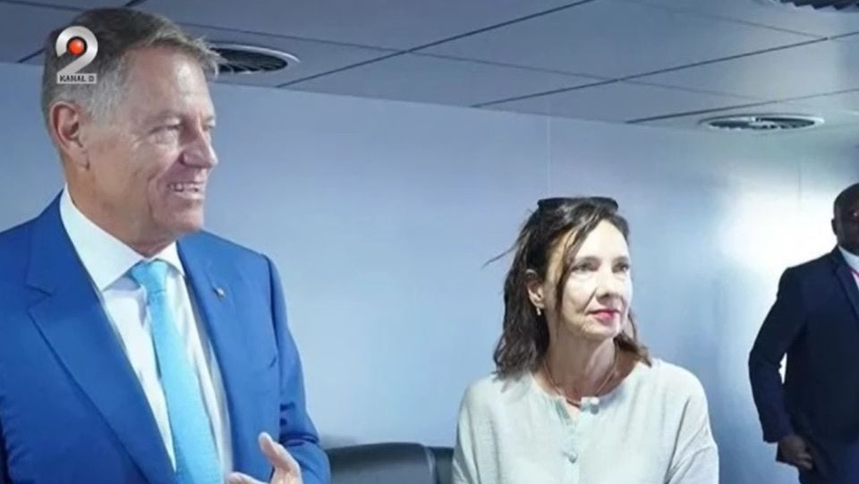 klaus iohannis africa, carmen iohannis, klaus iohannis turneu 