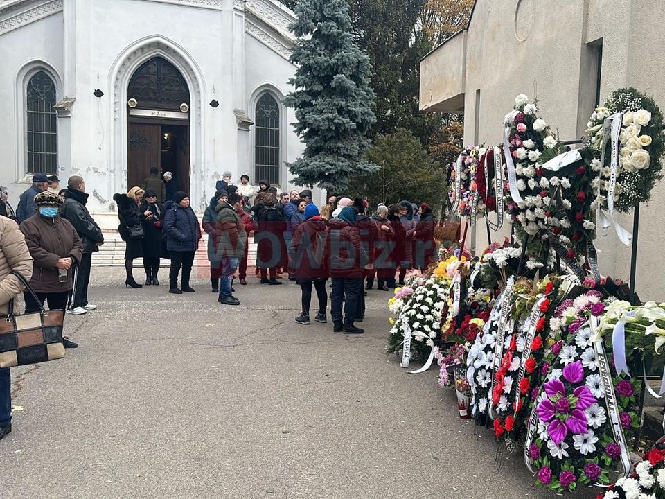 rona hartner inmormantare 