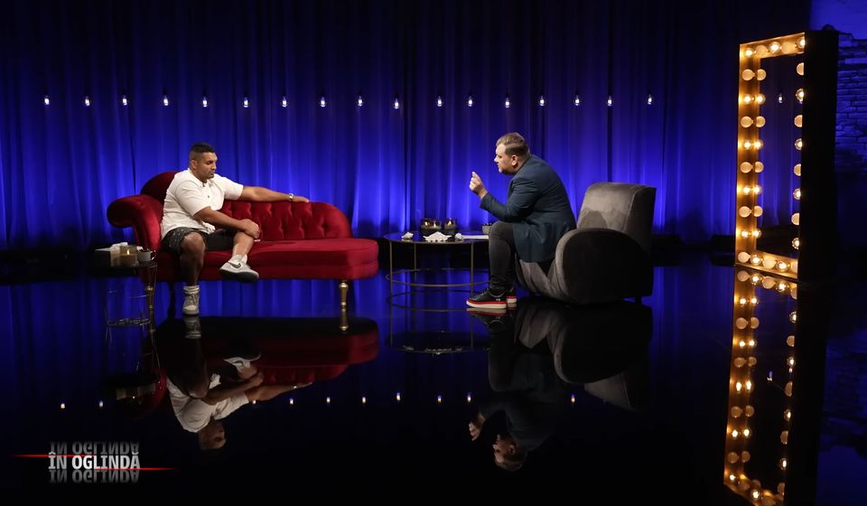 claudiu badoi in oglinda 