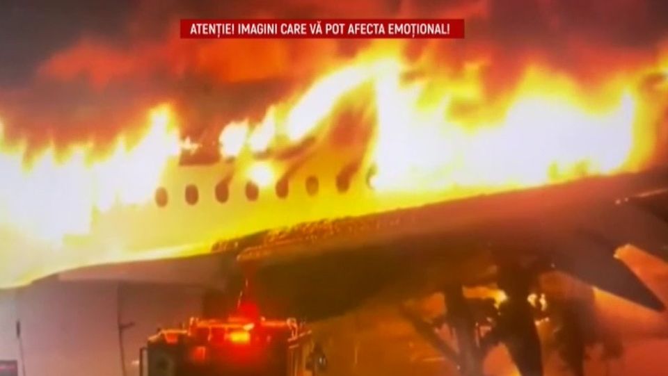 aeroport tokyo, avion in flacari, tragedie japonia, cutremur japonia 