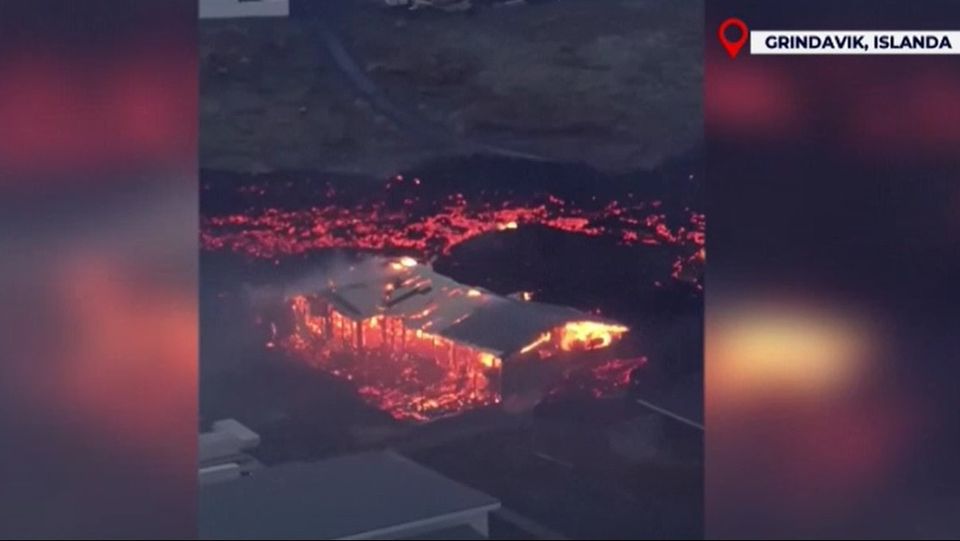 vulcan islanda, lava, eruptie vulcan, case distruse 