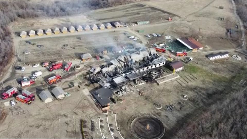 ferma dacilor, incendiu pensiune, victime incendiu, victime ferma dacilor 