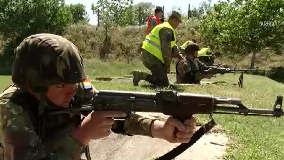 stagiu militar, armata, voluntari militari