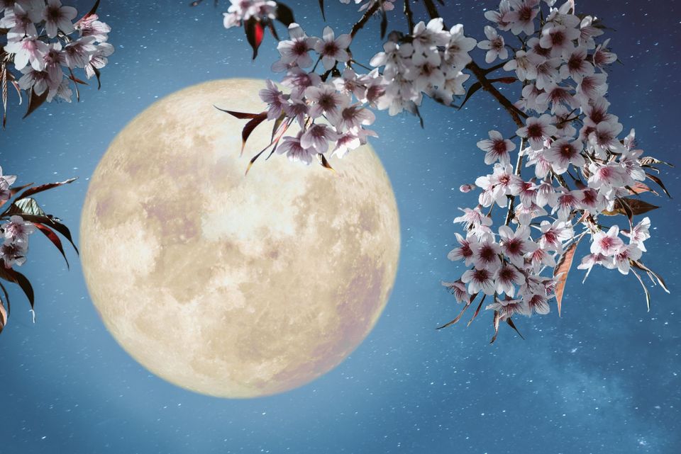 luna plina aprilie 2024 