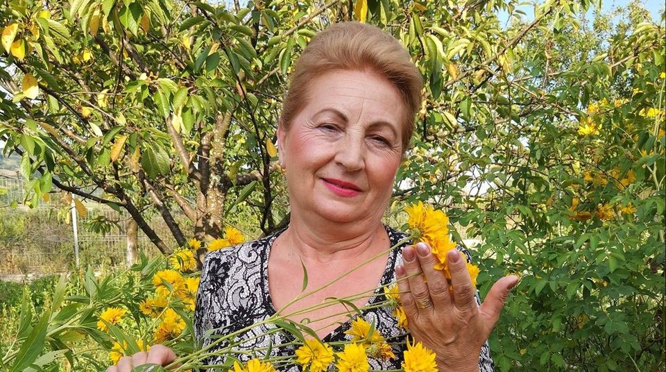 sora lui petrica mitu stoian 