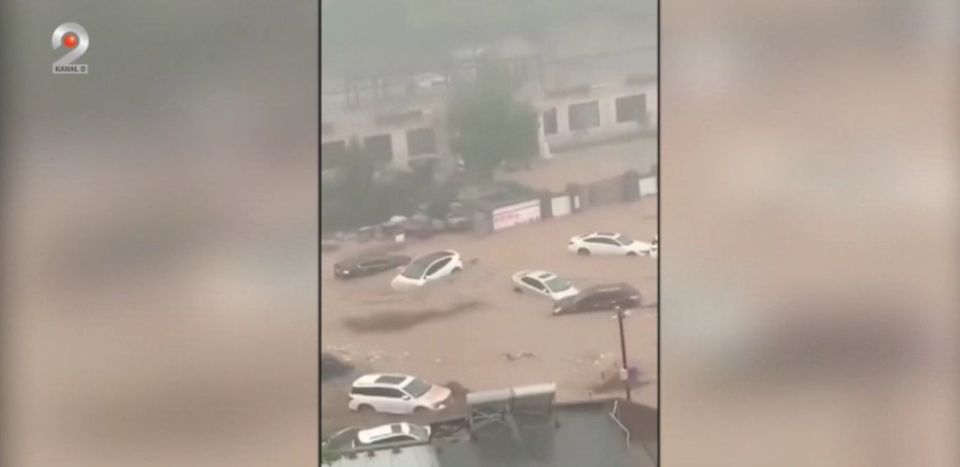 inundatii china, ploi torentiale, vreme extrema 