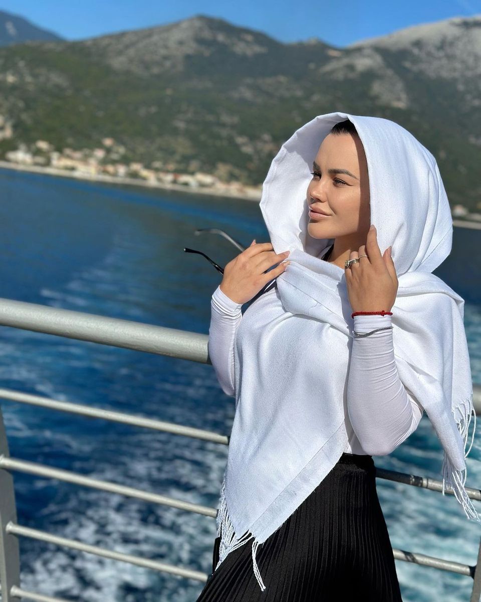 carmen de la salciua, carmen de la salciua copil, carmen de la salciua sot