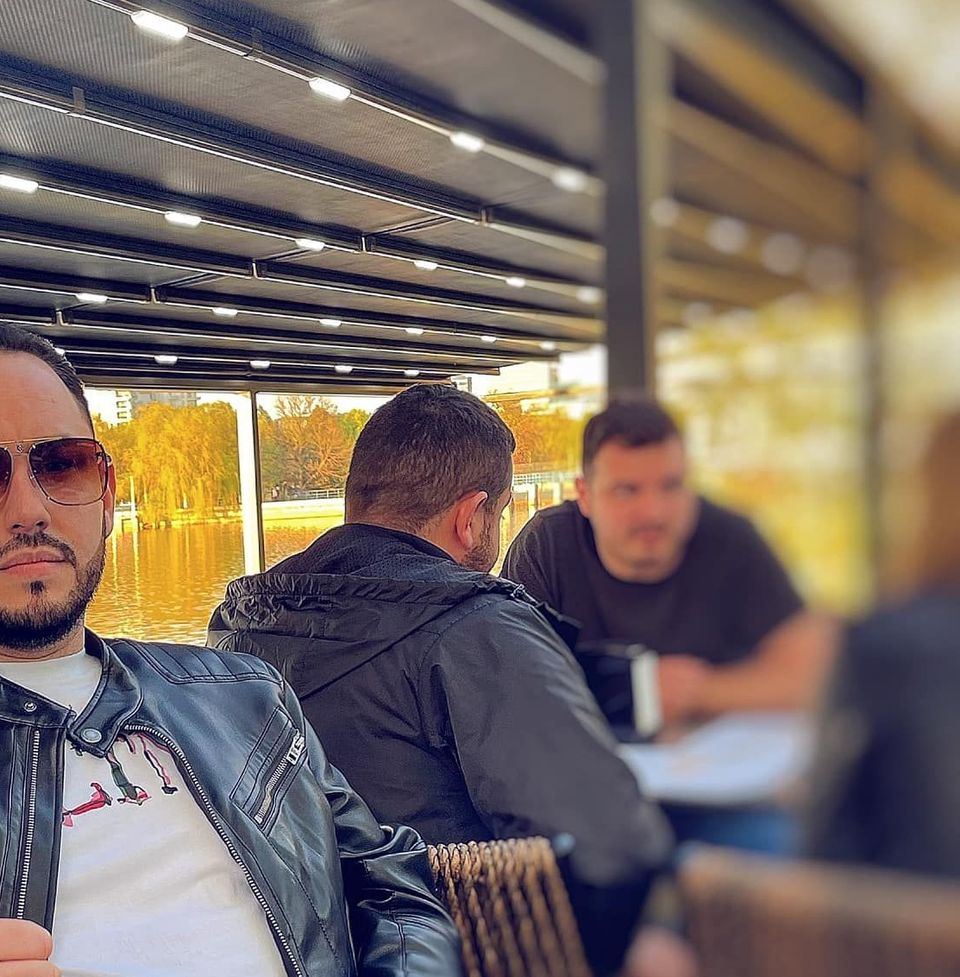  Regele fițelor a avut parte de o moarte misterioasă.