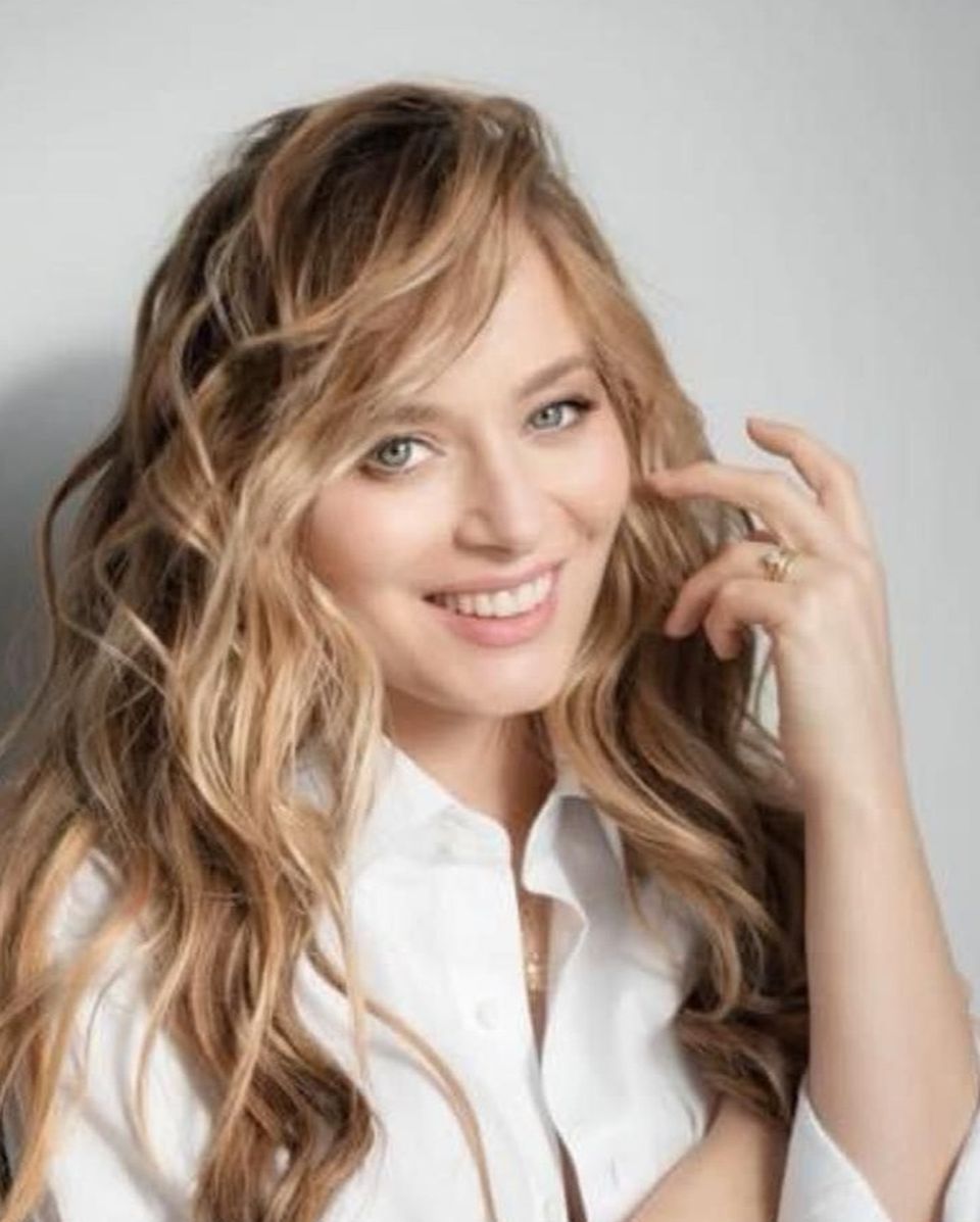 Laura Cosoi a nascut a patra fetita