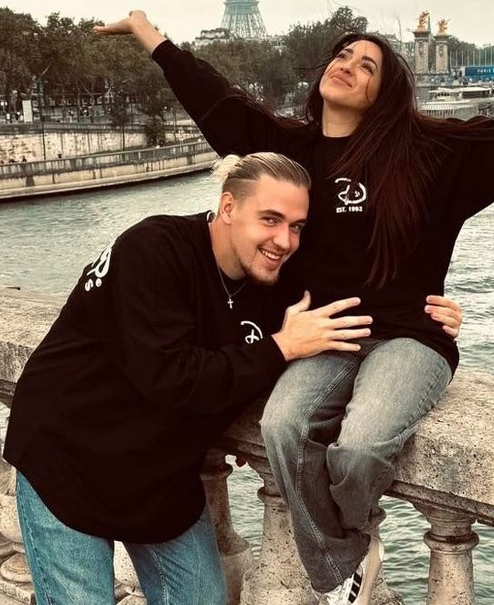 Larisa Iordache este &icirc;n culmea fericirii, după ce a aflat că este &icirc;nsărcinată