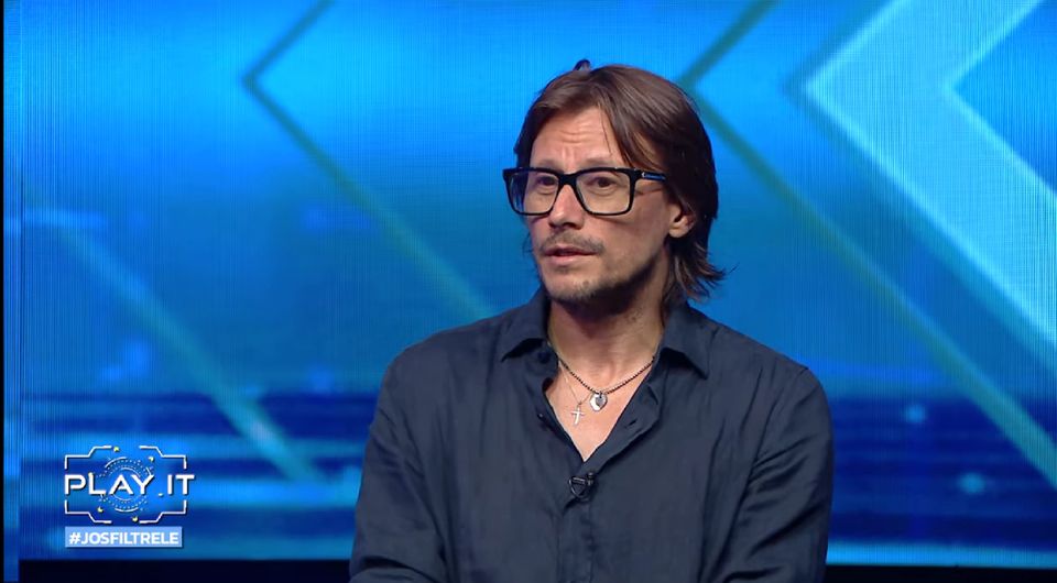 Ce părere are Marius Manole despre persoanele care folosesc filtrele