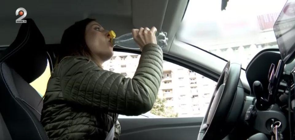 Macul și apa tonică &icirc;i pot lăsa pe șoferi fără permis