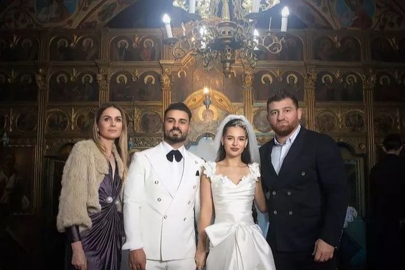 Cum a reacționat Oana Ciocan, după ce mulți i-au criticat rochia de mireasă