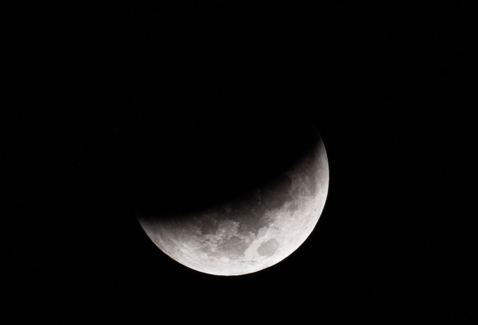 Fazele lunii aprilie 2025. 